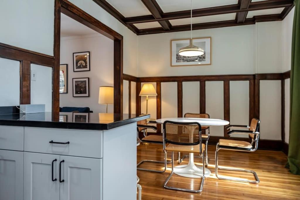 Luxe Mid-Century Styled Historic Townhouse #1 Villa Detroit Kültér fotó